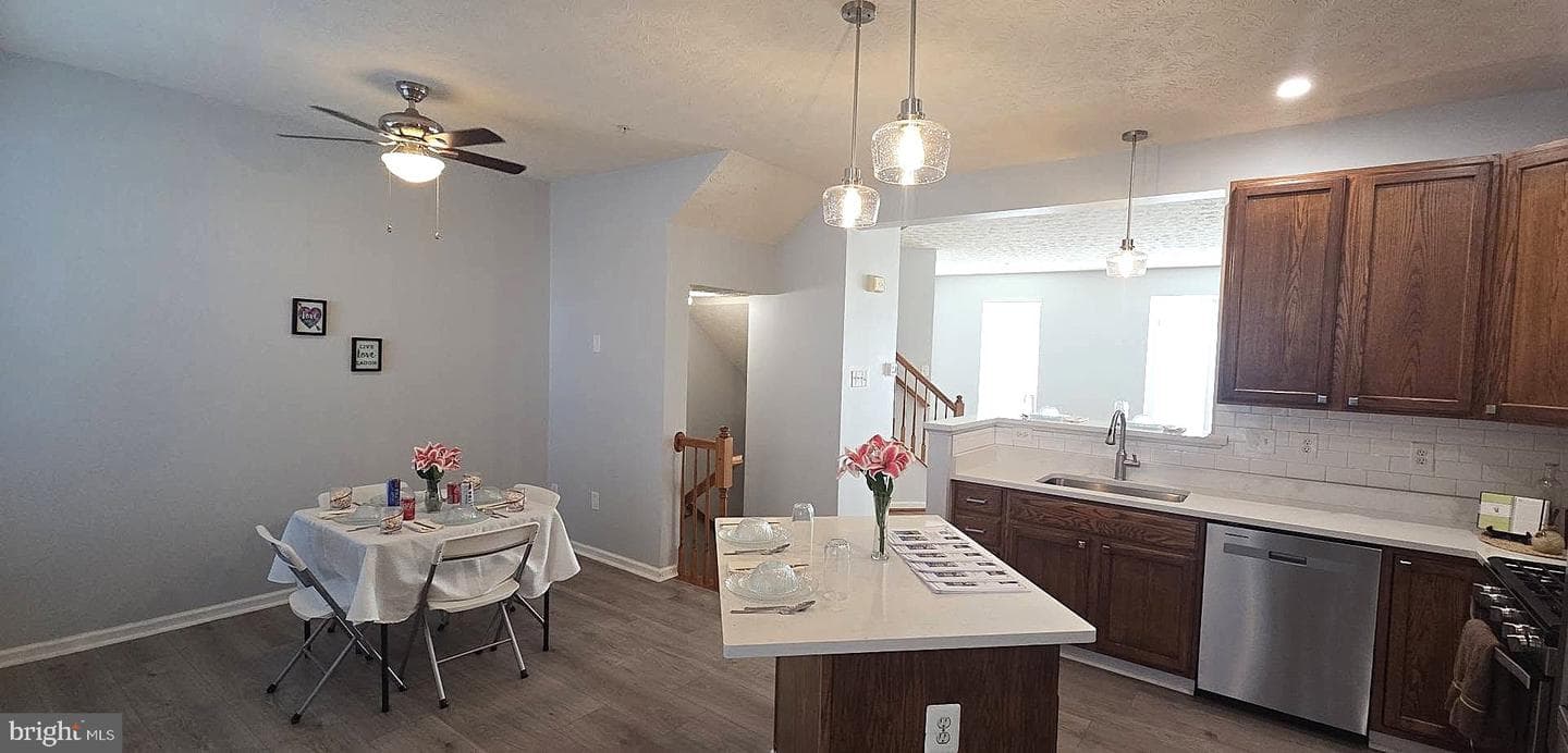 9776 Harvester Circle photo 16