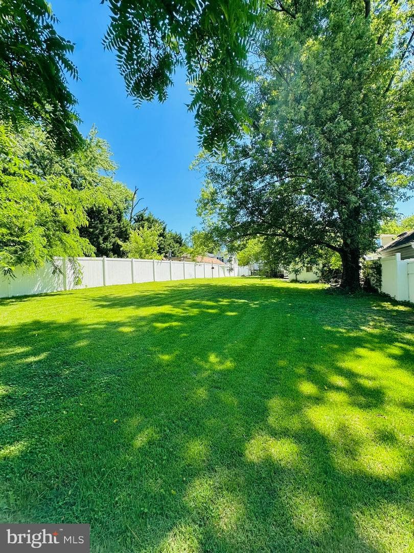 8608 Oak Road photo 36