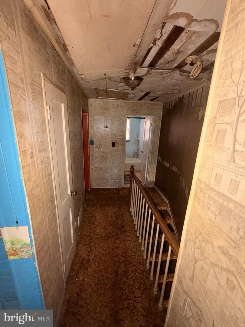 136 Kingston Road photo 9
