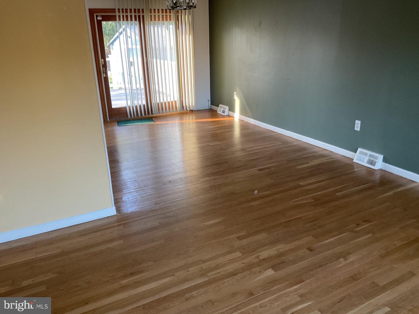 103 Embleton Rd photo 8