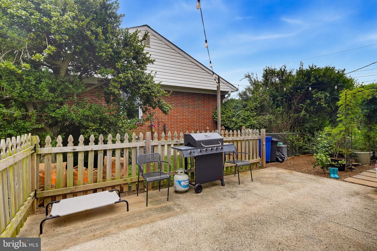 1034 Donington Circle photo 37