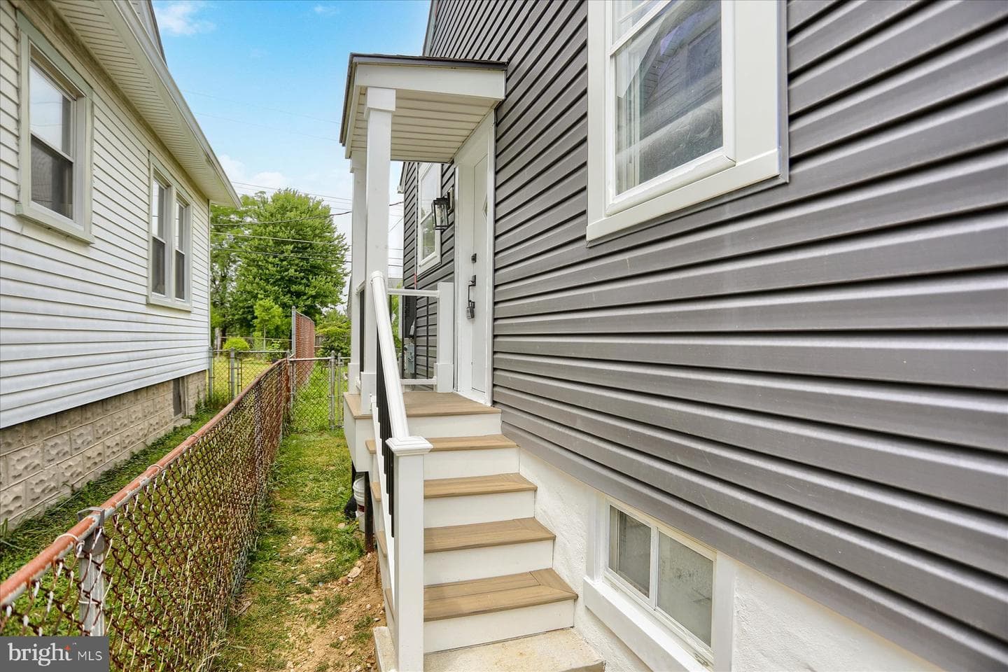 24 Lincoln Avenue photo 4