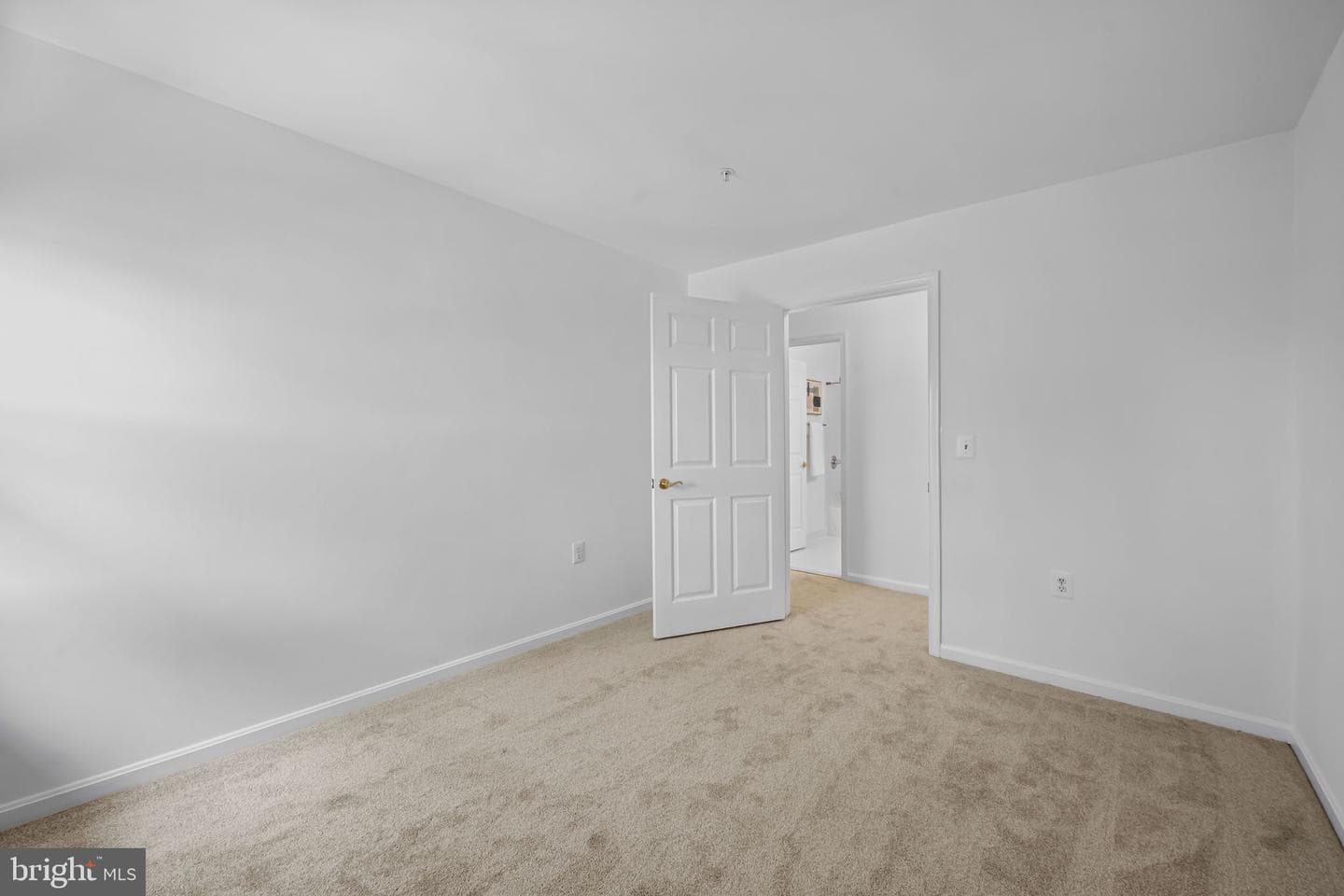 3901 Hannon Court #3e photo 20