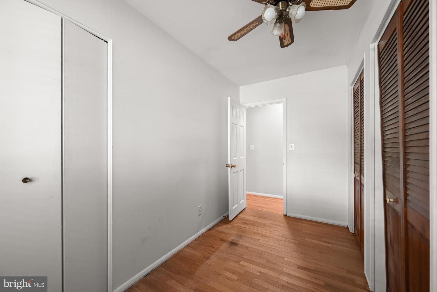 128 S Hilltop Road photo 28