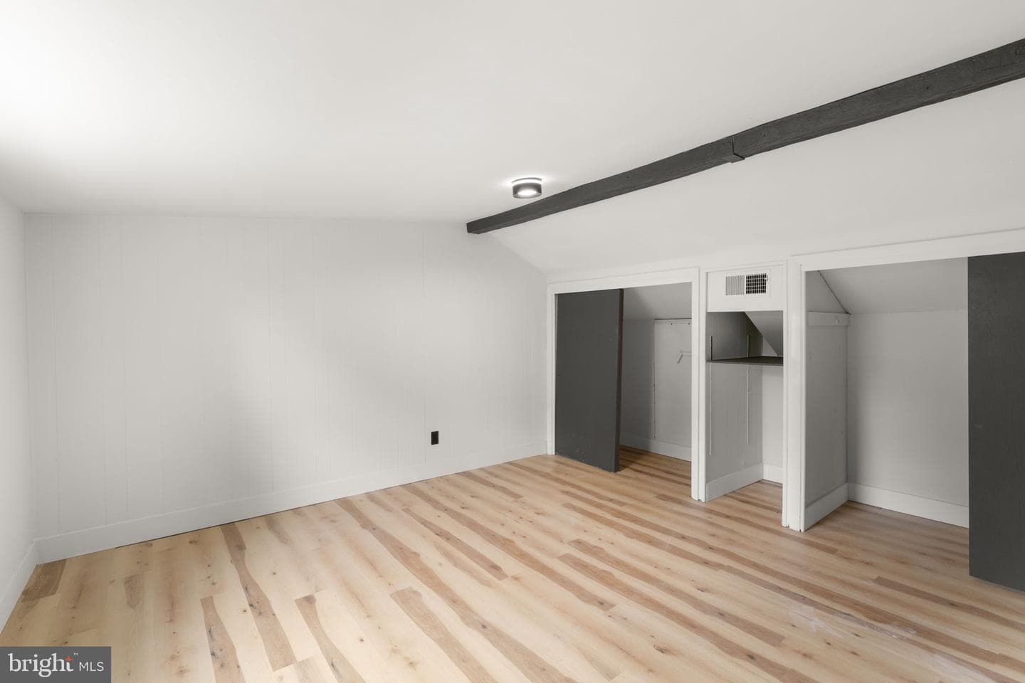 577 Brook Road photo 25