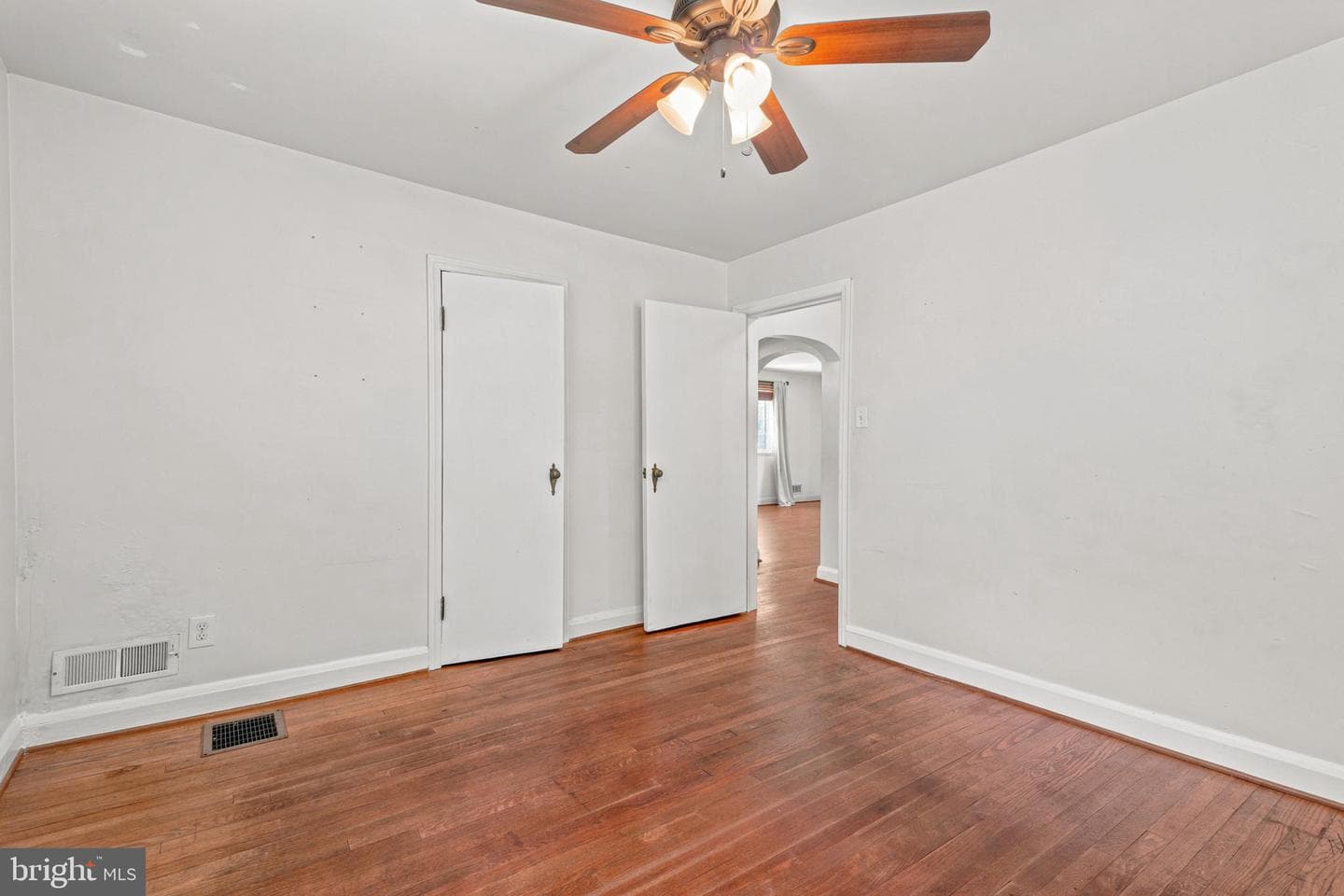 9945 Hilltop Drive photo 21