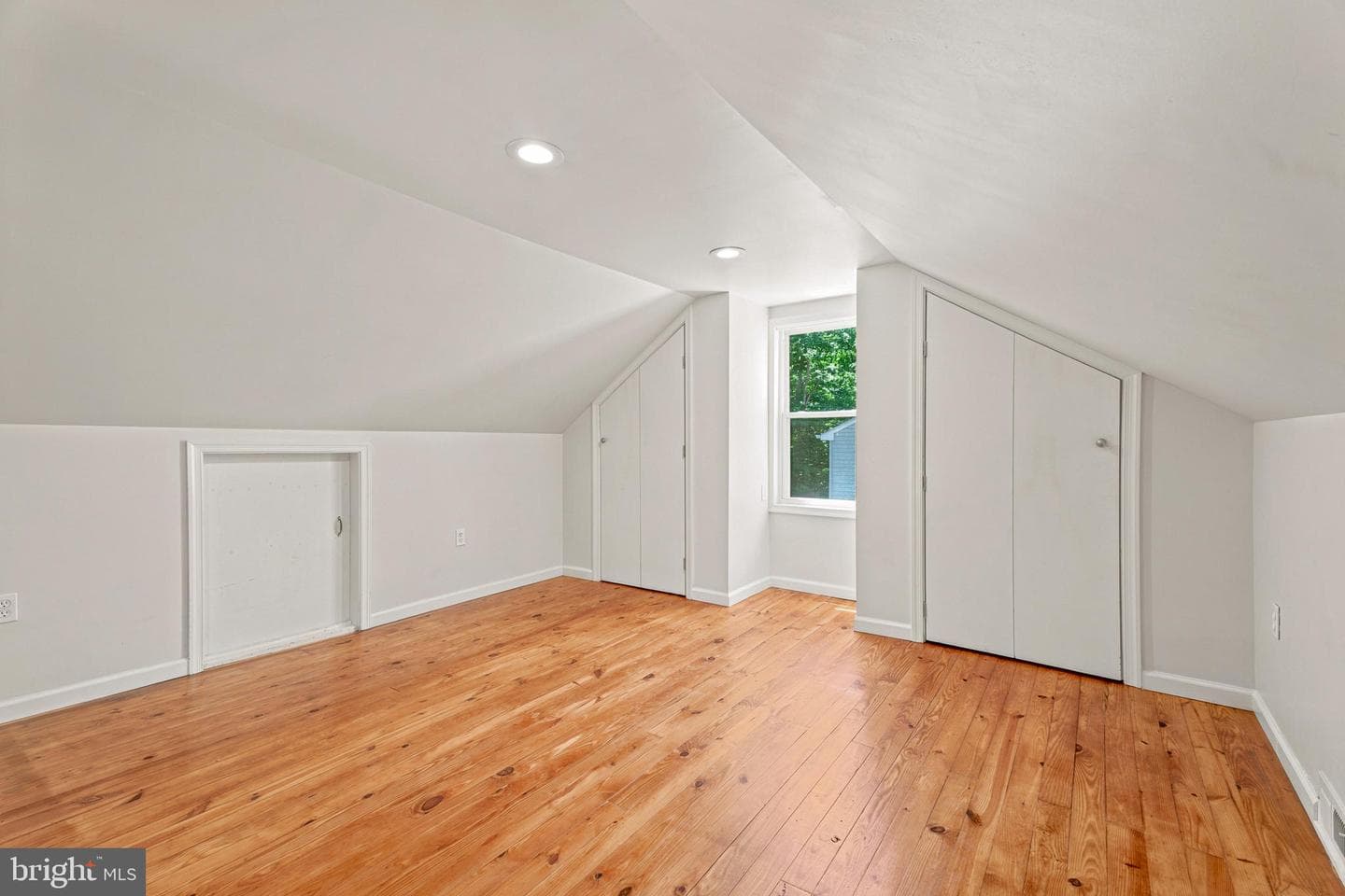 9945 Hilltop Drive photo 28
