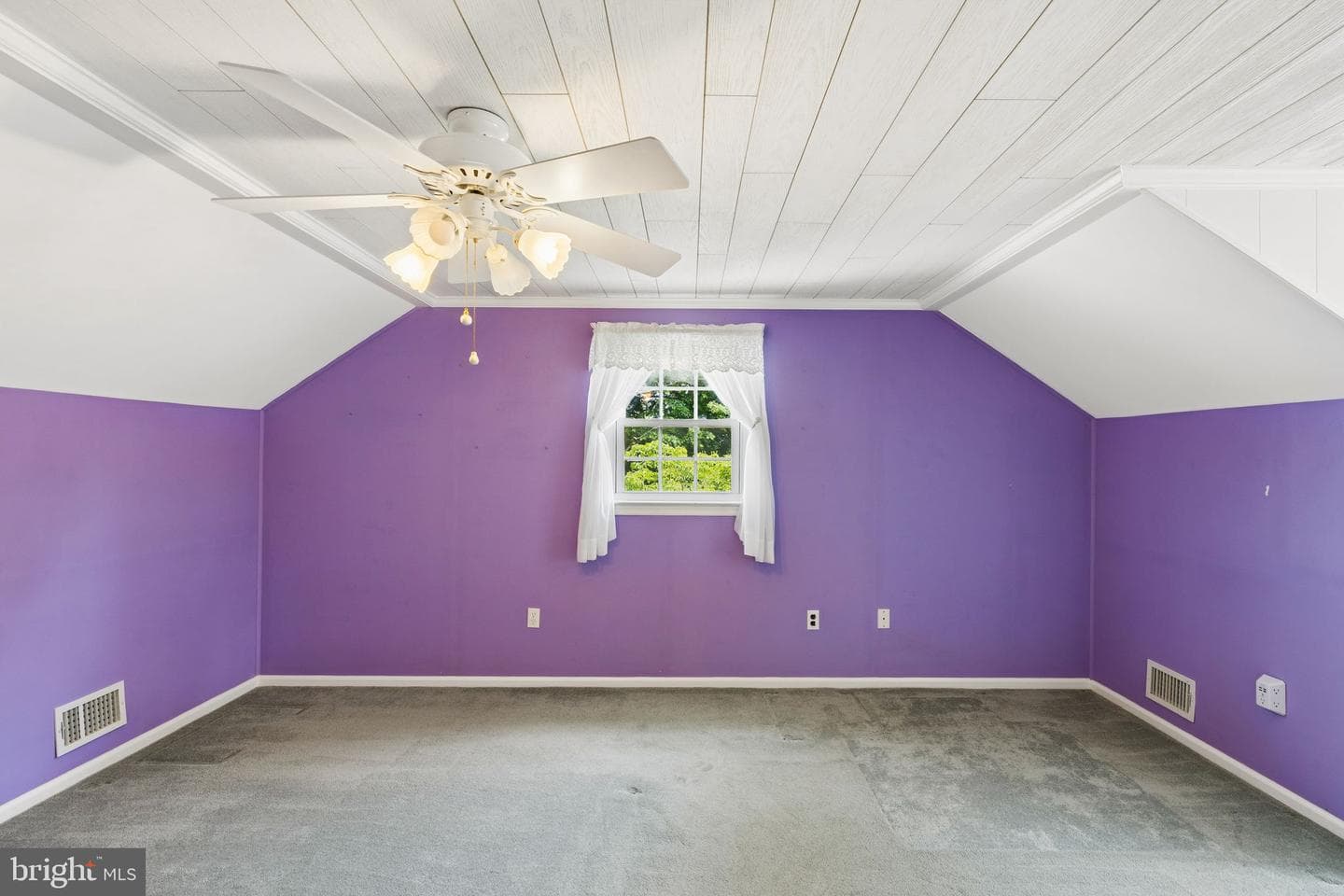 16010 Falls Road photo 43