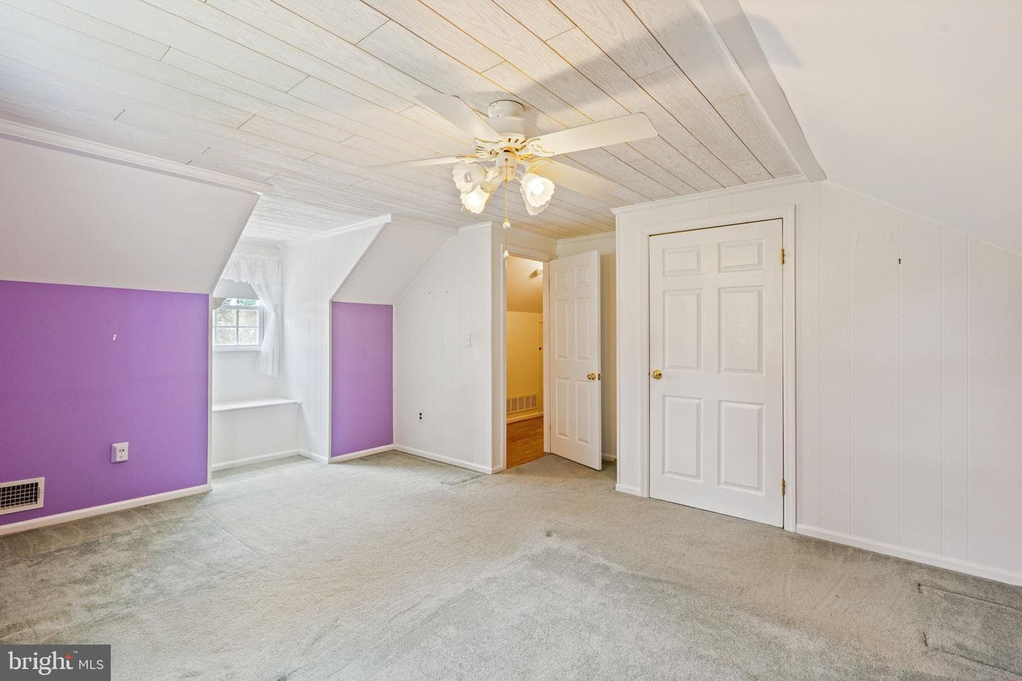 16010 Falls Road photo 45