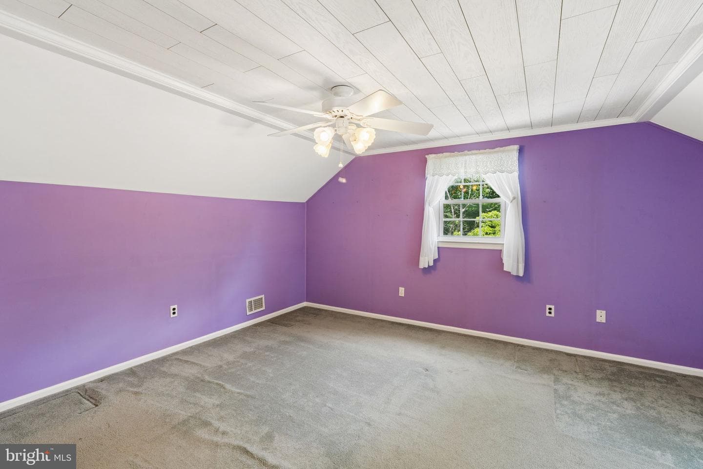16010 Falls Road photo 52