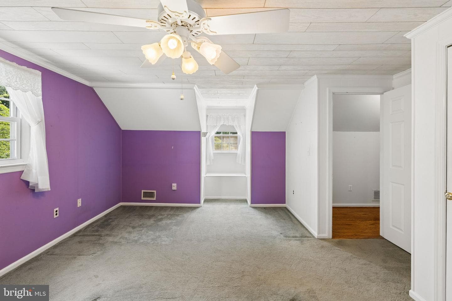 16010 Falls Road photo 53