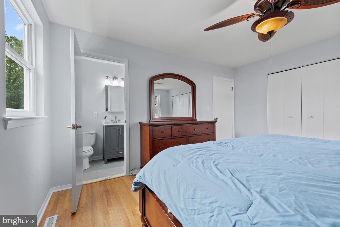 8606 Hickory Thicket Place photo 14