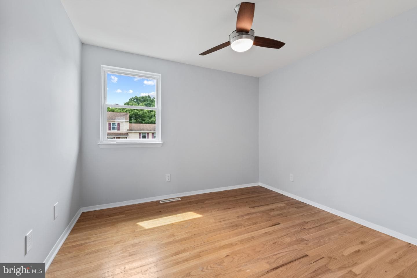 8606 Hickory Thicket Place photo 31
