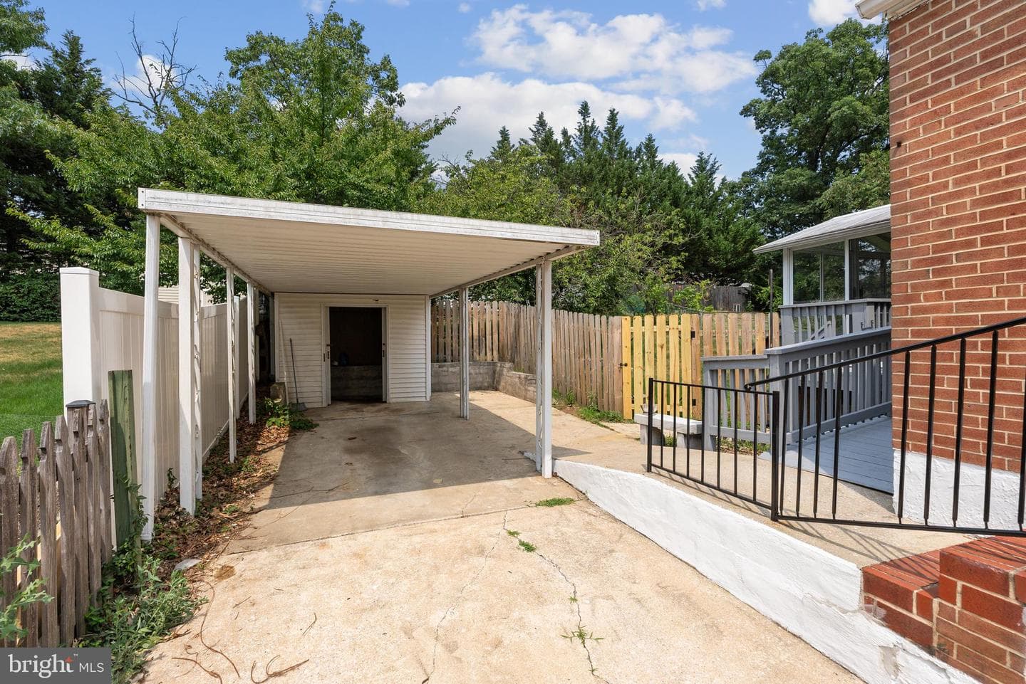 2904 Jomat Avenue photo 41