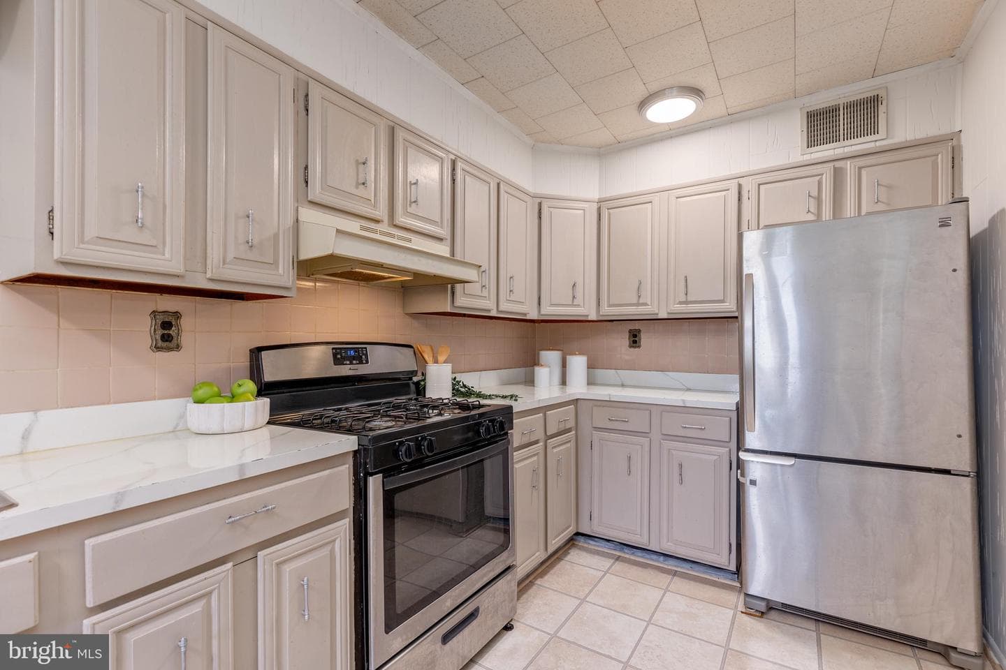 6426 Sherwood Road photo 14