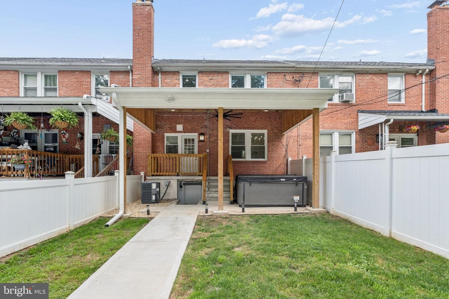 34 Briarwood Road photo 37