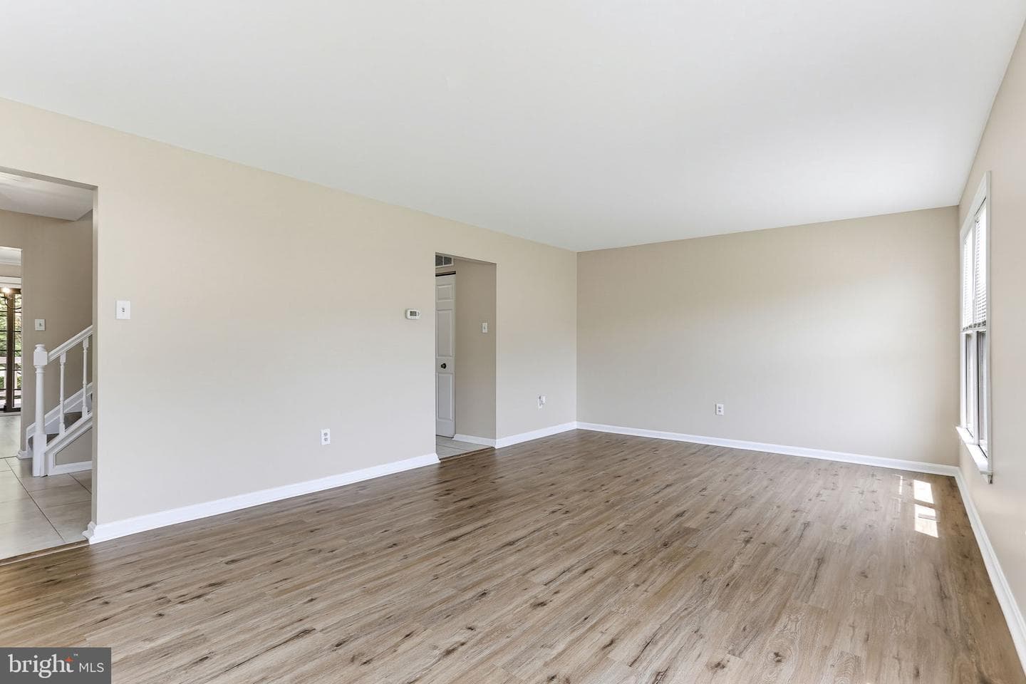 42 Rhodes Place photo 3