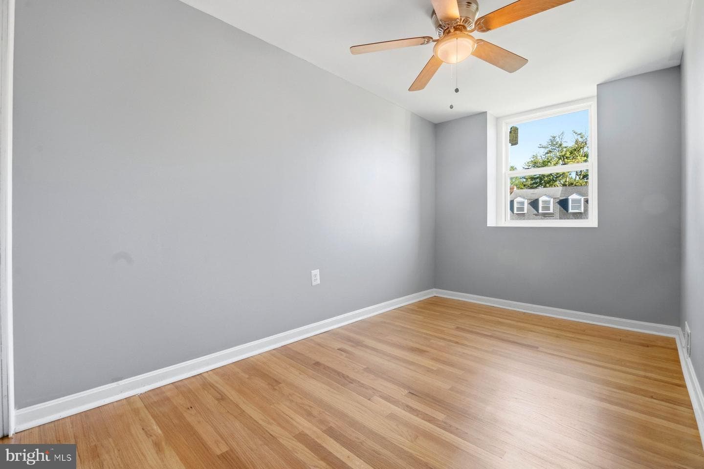 1309 Mantle St photo 20