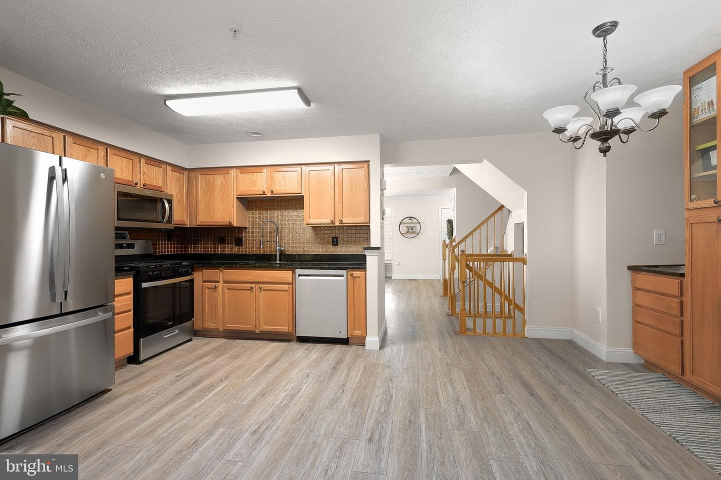9831 Bayline Circle photo 8