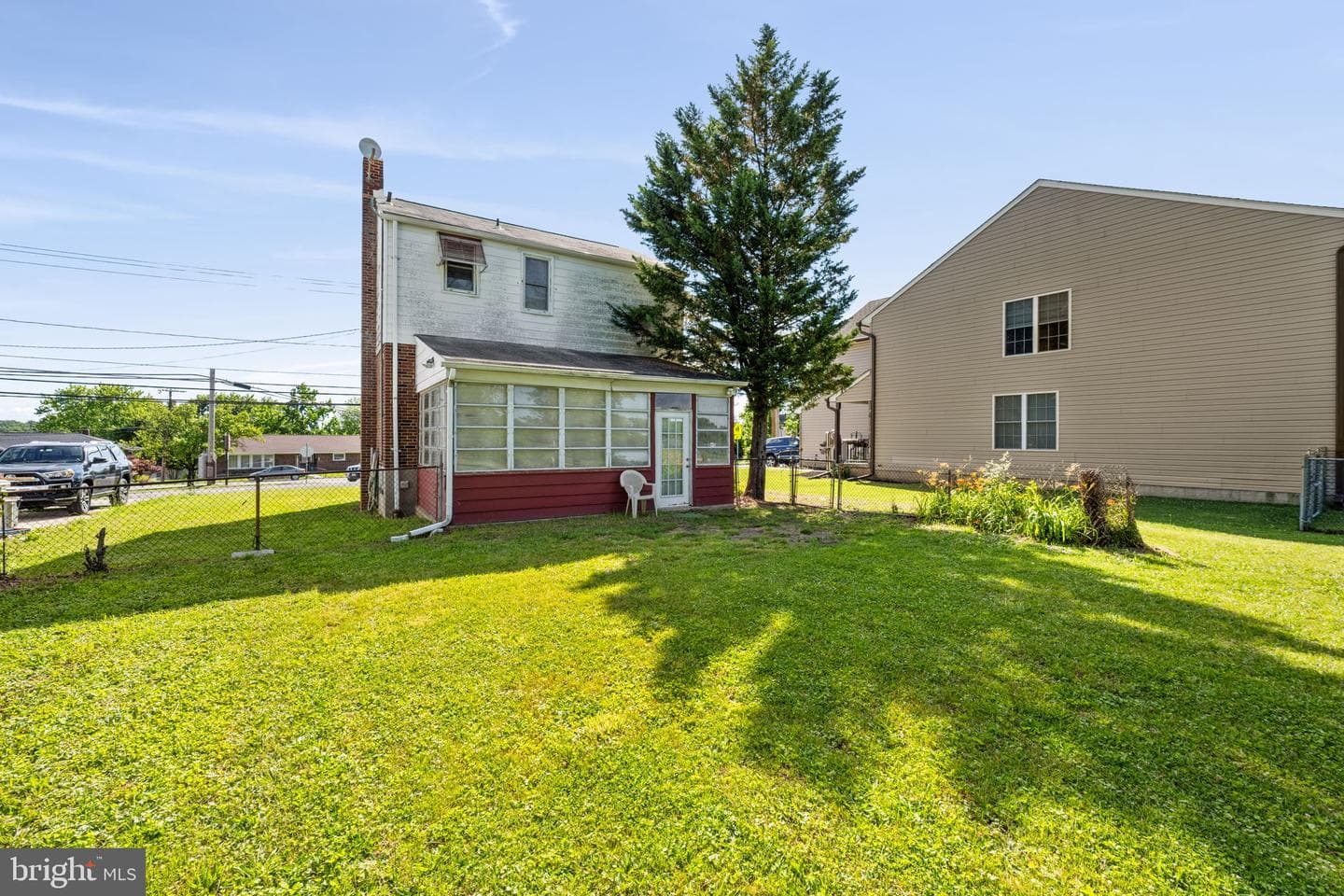 5321 Kenwood Avenue photo 24