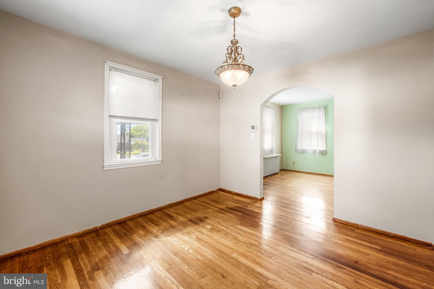 5321 Kenwood Avenue photo 8