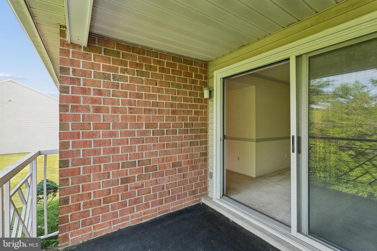1 Lucan Court #301 photo 13