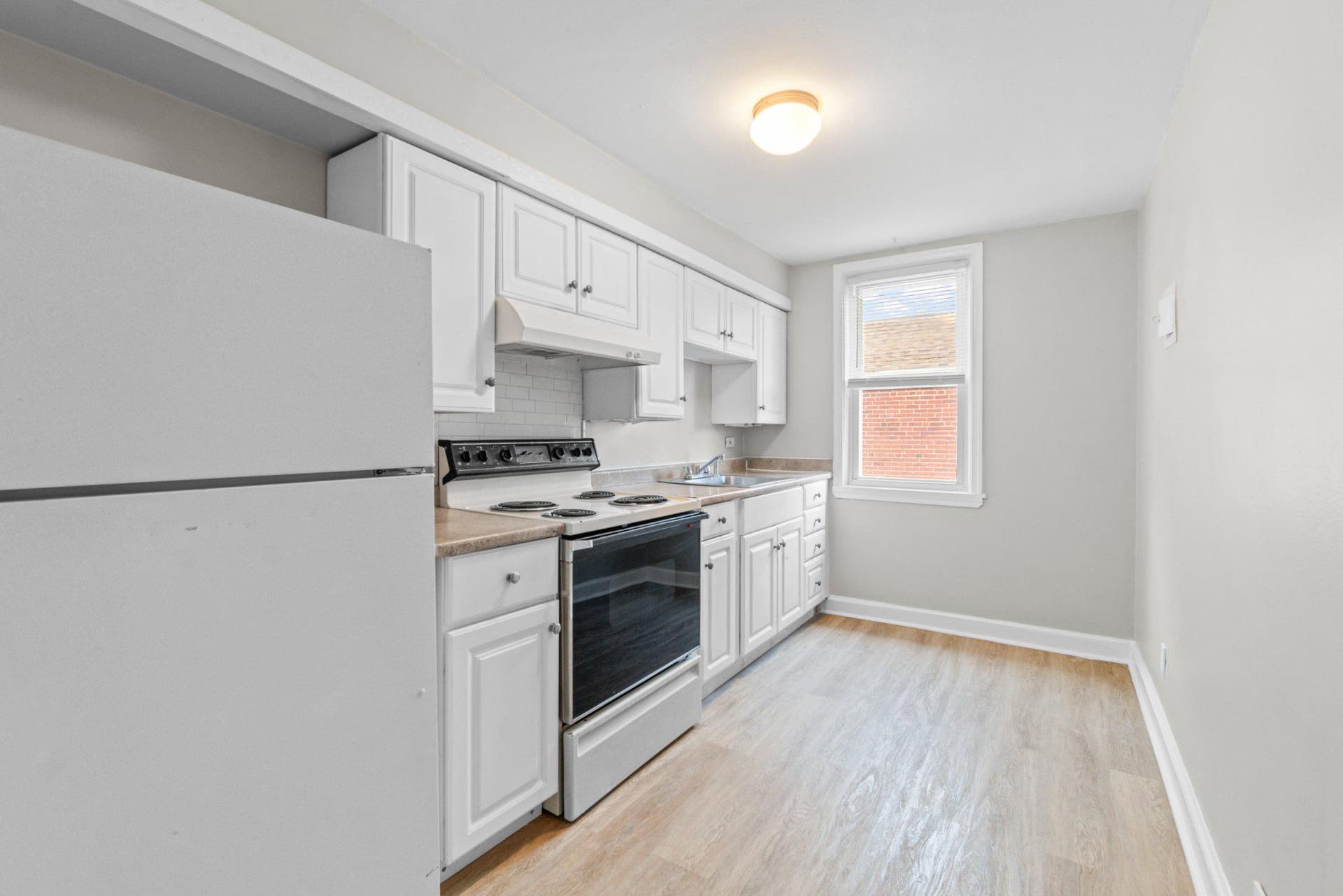 617 Delaware Avenue photo 14