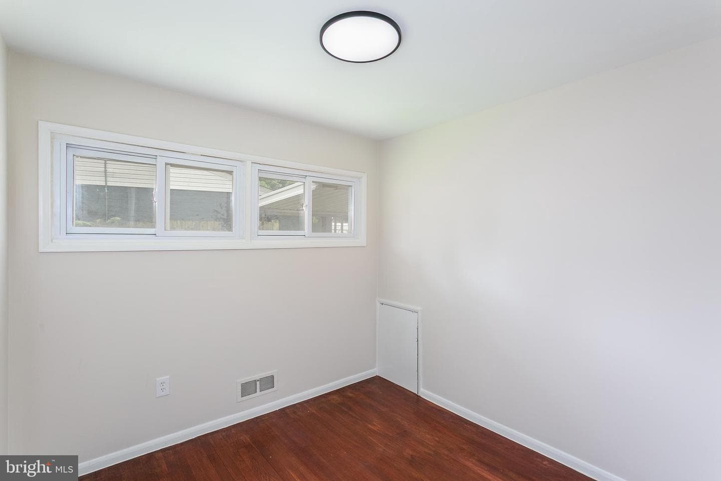 8703 Edgefield Road photo 15
