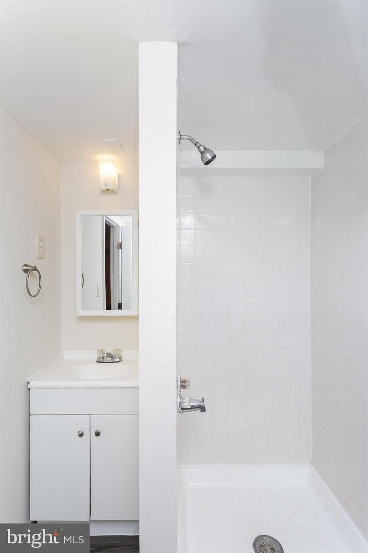 8703 Edgefield Road photo 23