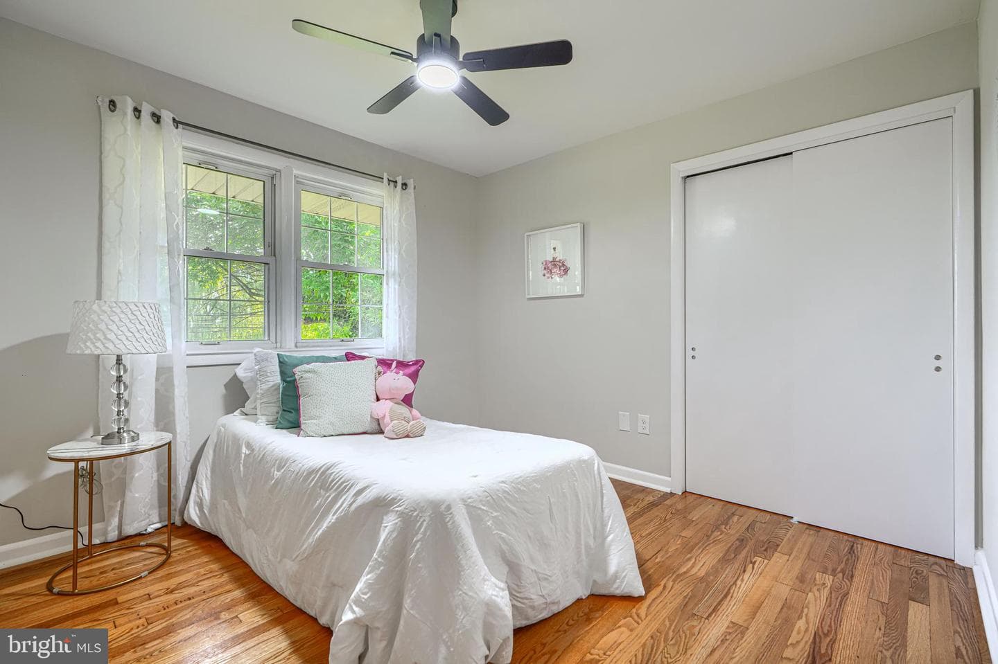 1237 48th Street photo 36