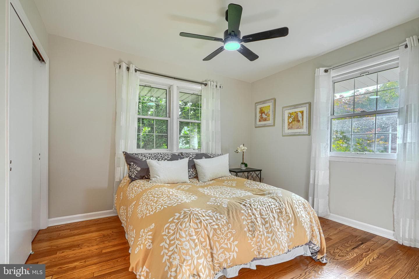 1237 48th Street photo 40