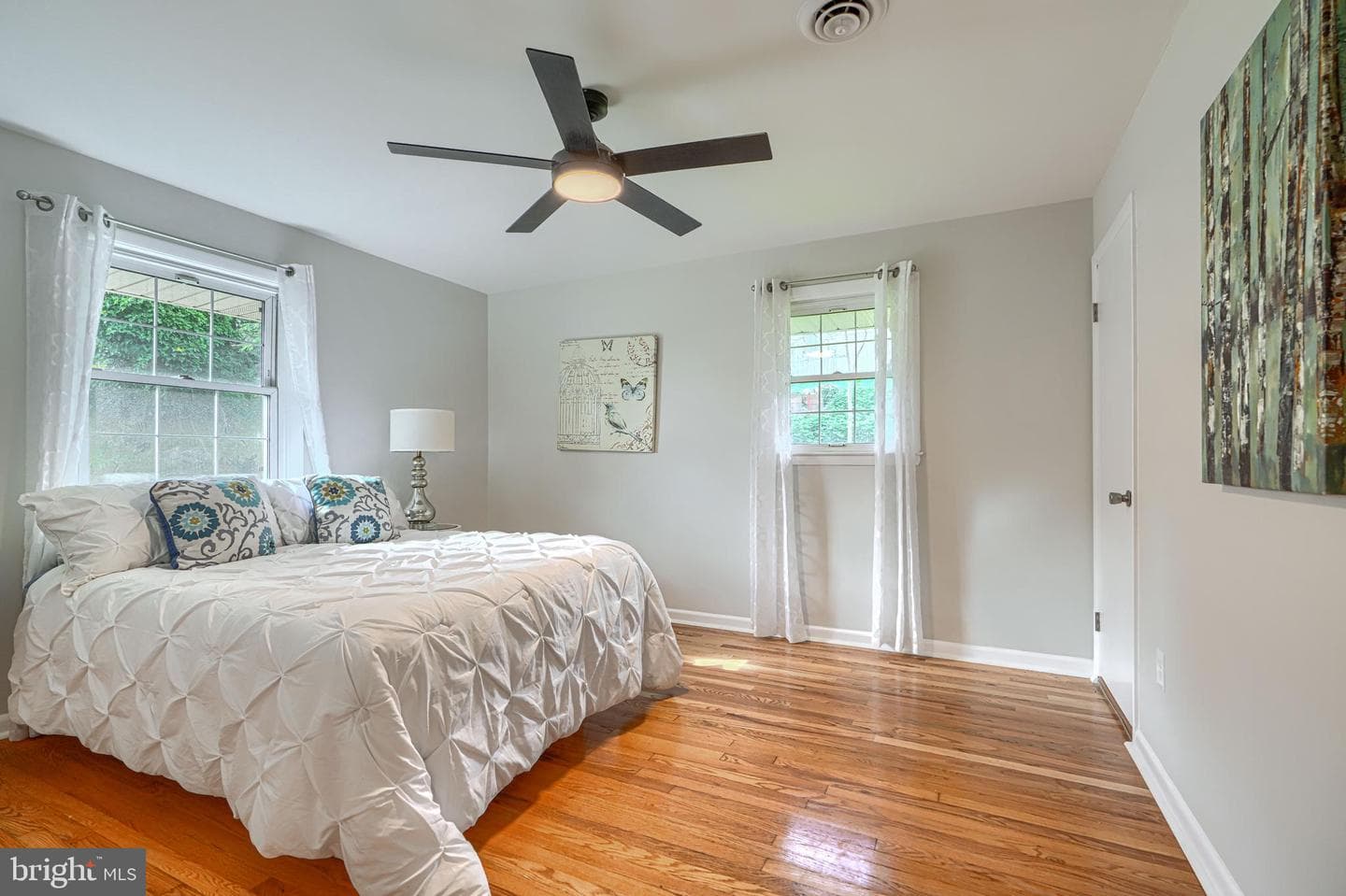 1237 48th Street photo 45