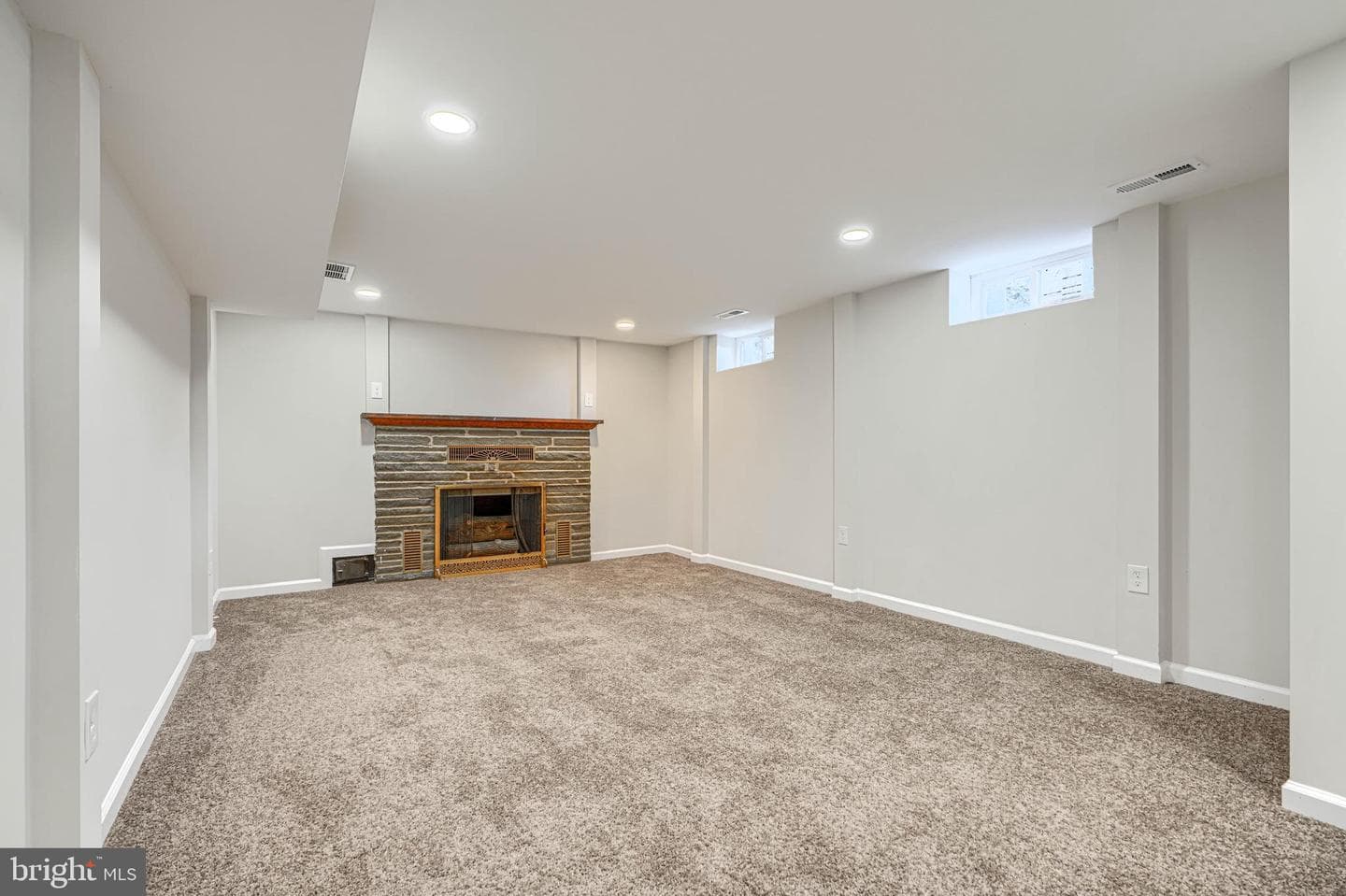 1237 48th Street photo 52