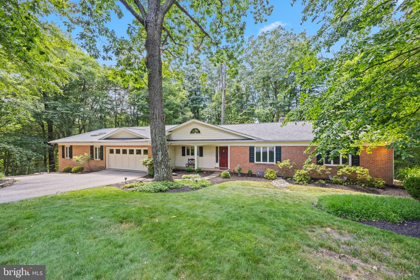 1302 Woodshole Road photo 3