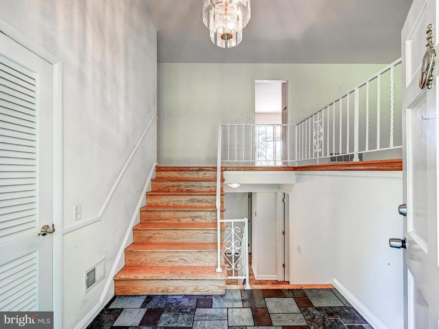 10832 Stevenson Road photo 11