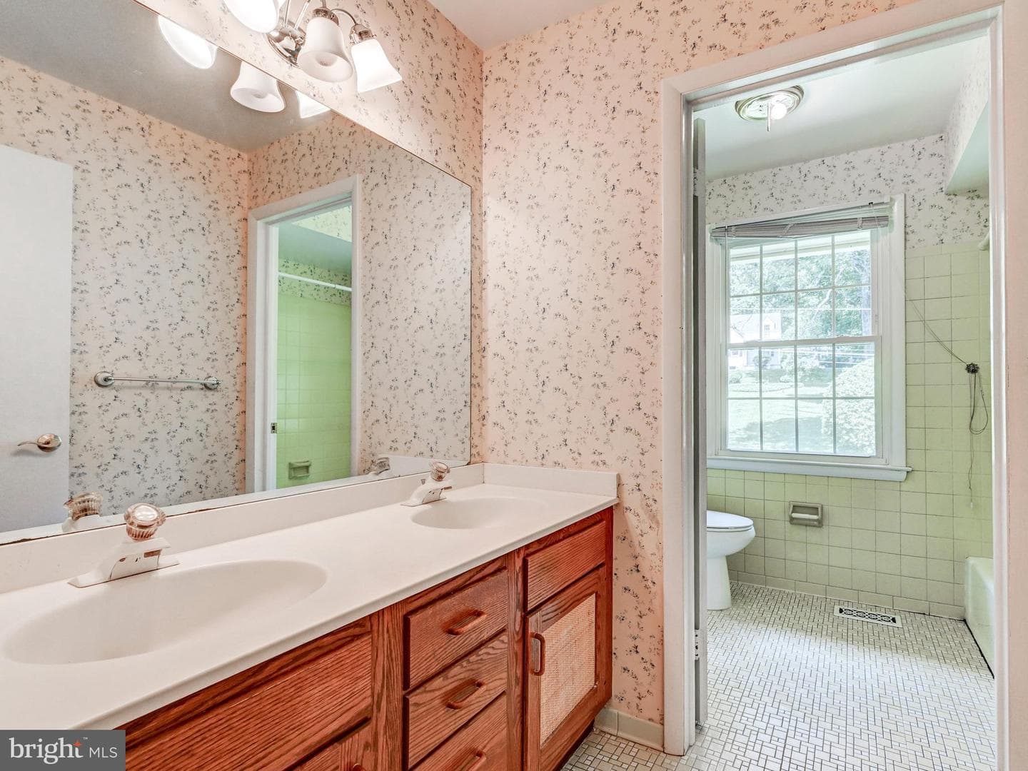 10832 Stevenson Road photo 16