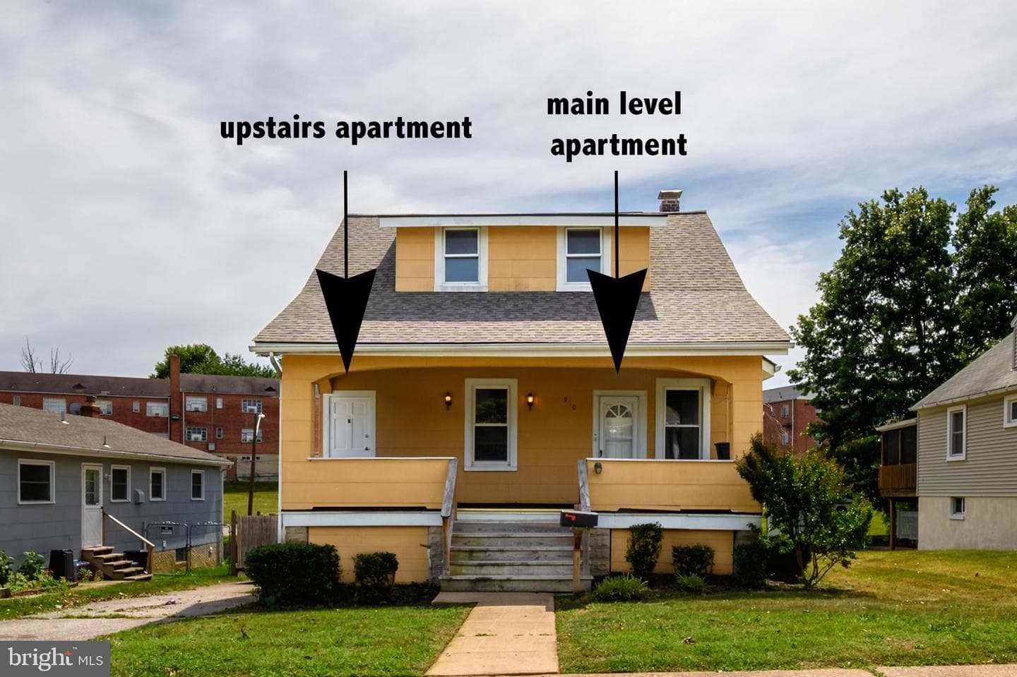 910 Saint Charles Avenue photo 2