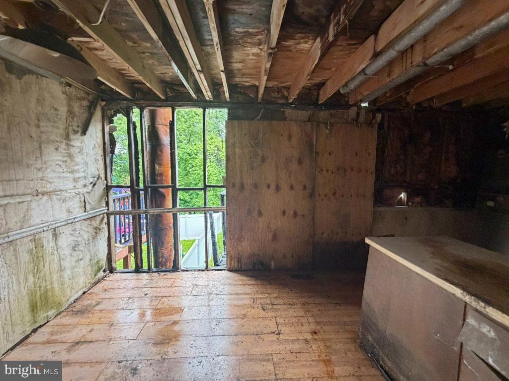 2039 Wintergreen Place photo 12