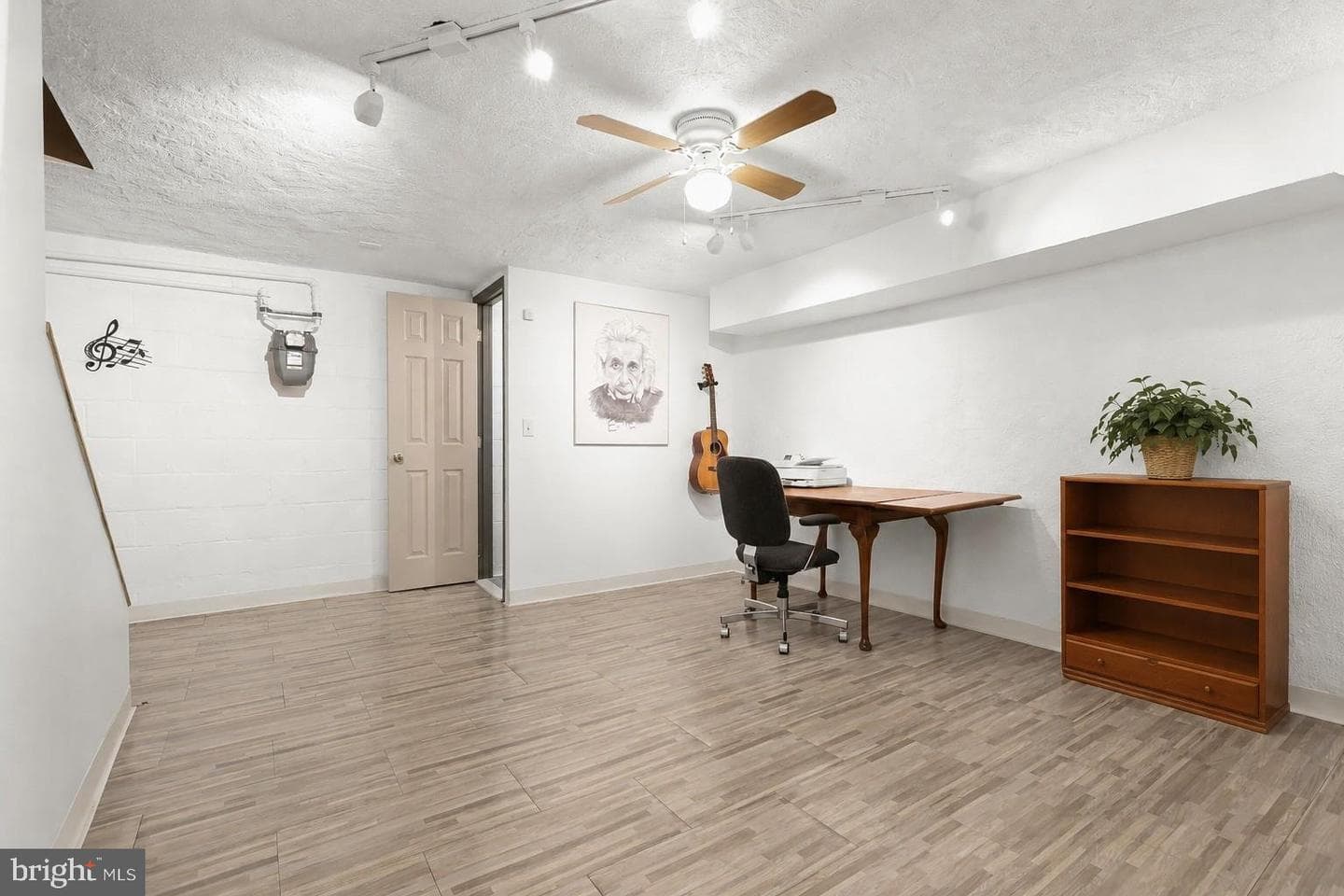 309 Leeanne Road photo 32
