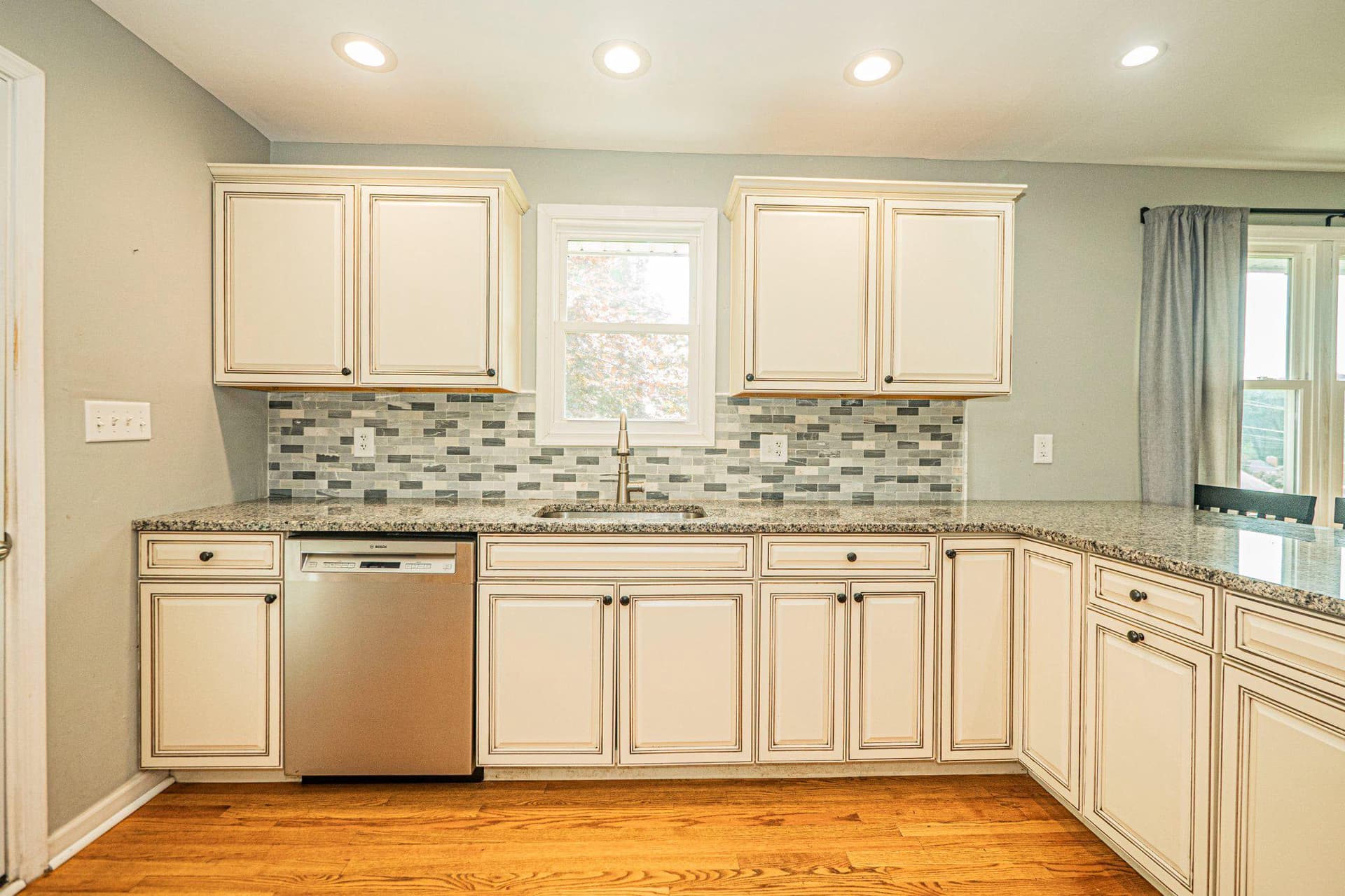 9907 Forge Park Road photo 14