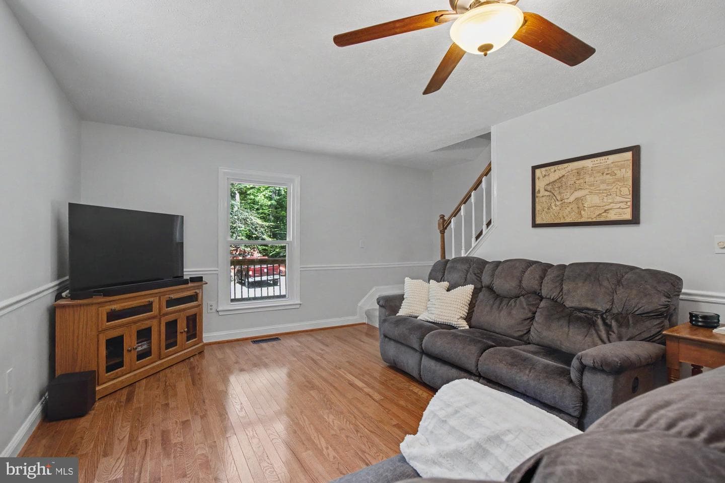 2100 Blue Mount Road photo 24