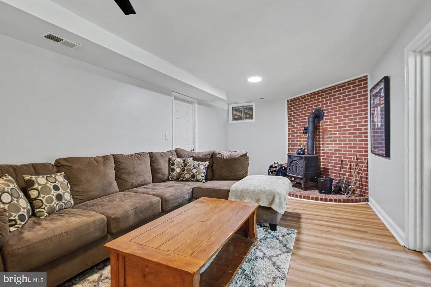 2100 Blue Mount Road photo 47