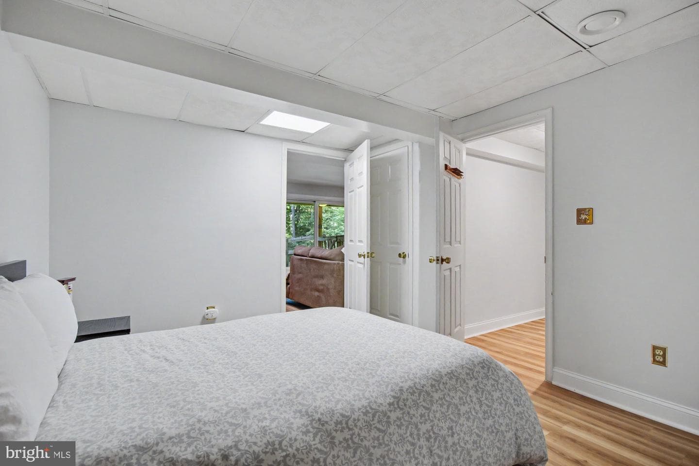 2100 Blue Mount Road photo 50