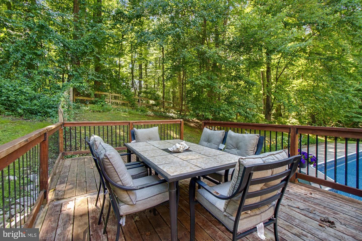 2100 Blue Mount Road photo 59