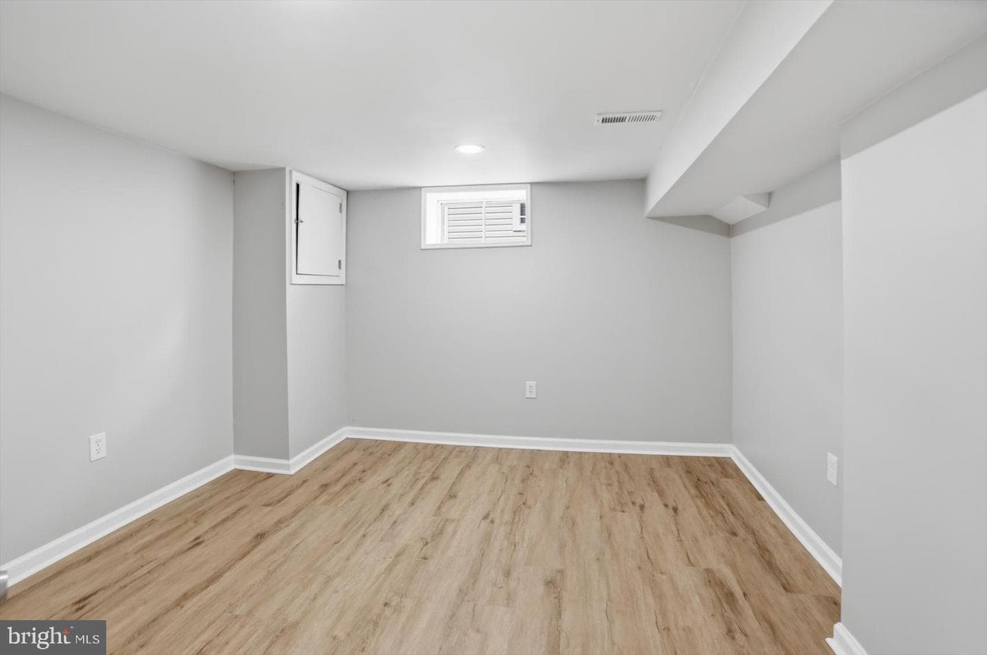 74 Northwood Drive photo 27