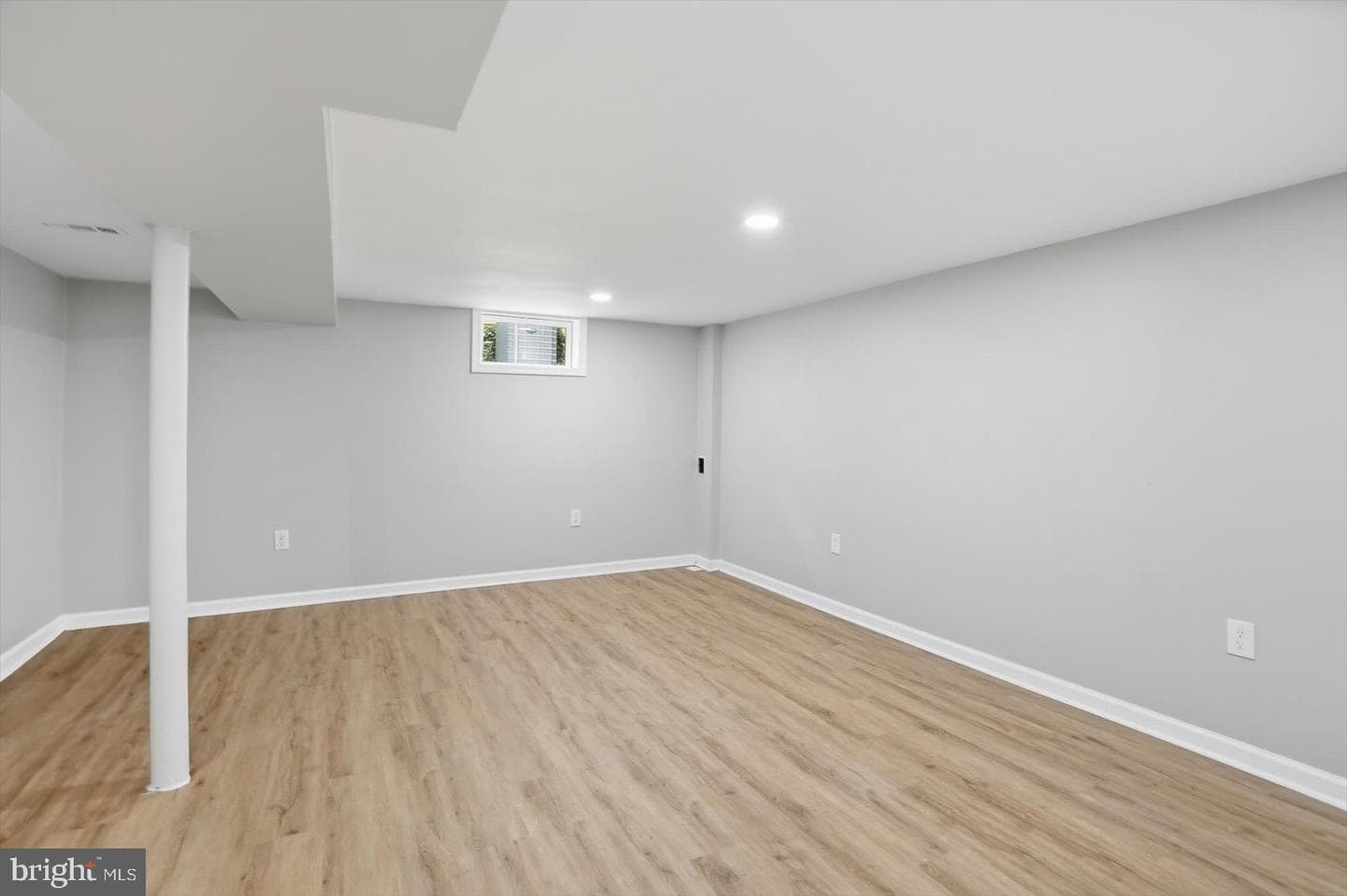 74 Northwood Drive photo 28