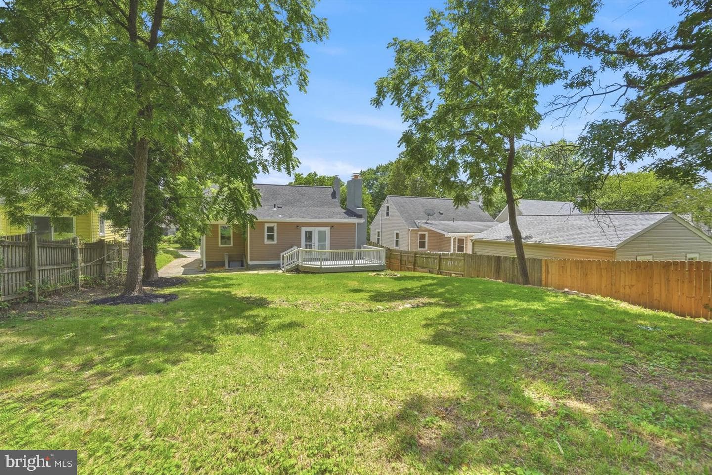74 Northwood Drive photo 32