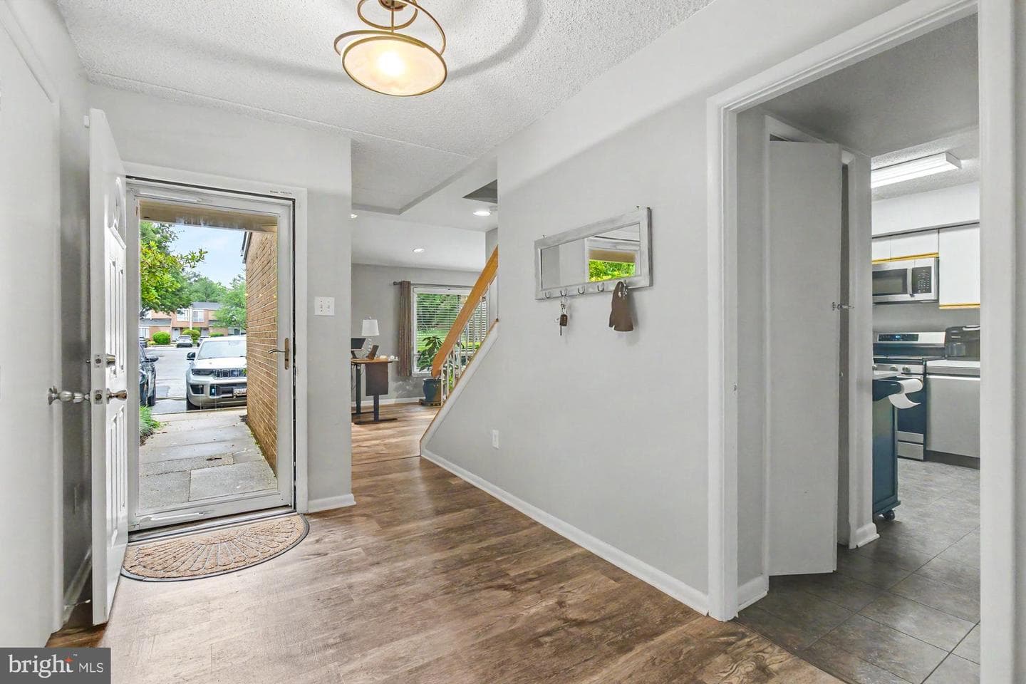 6 Lamplighter Court #6 photo 5