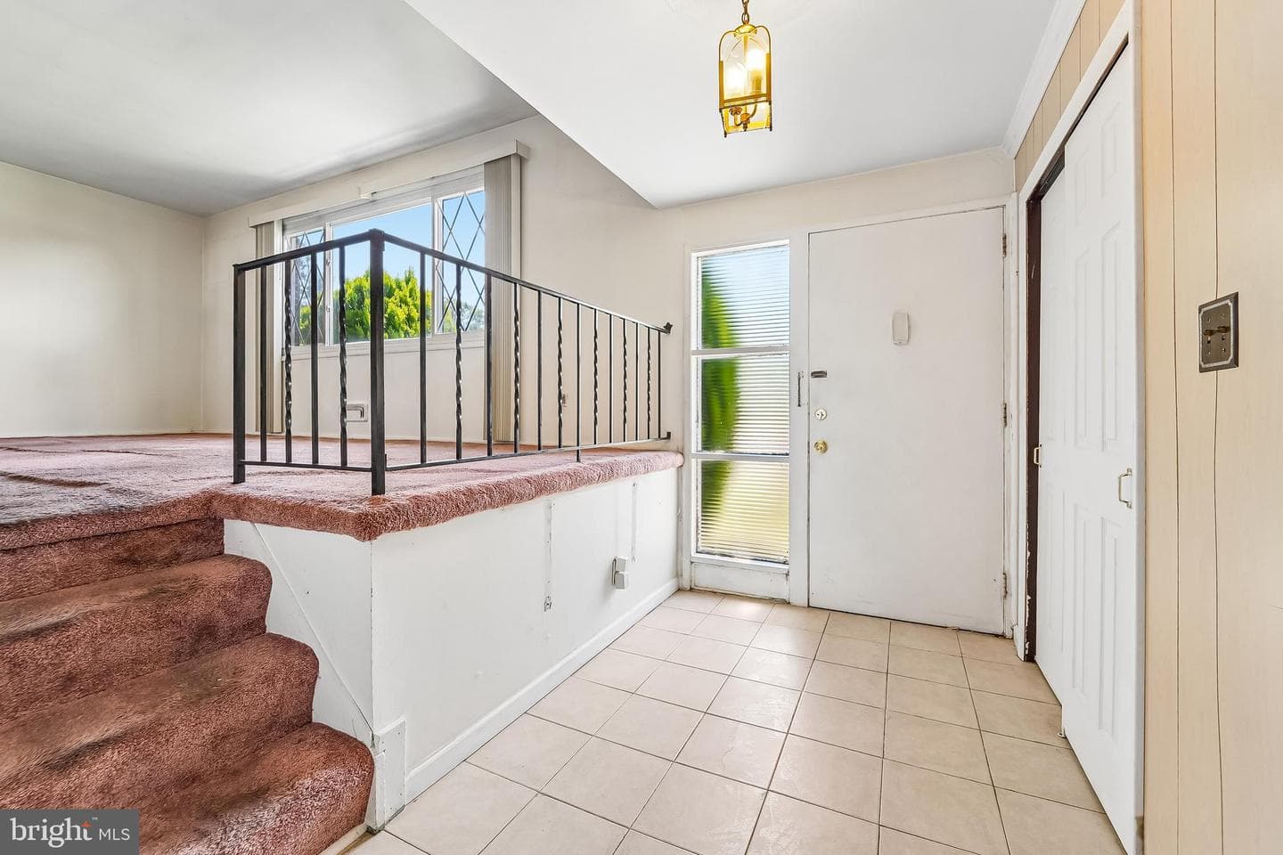 3723 Valley Hill Drive photo 4