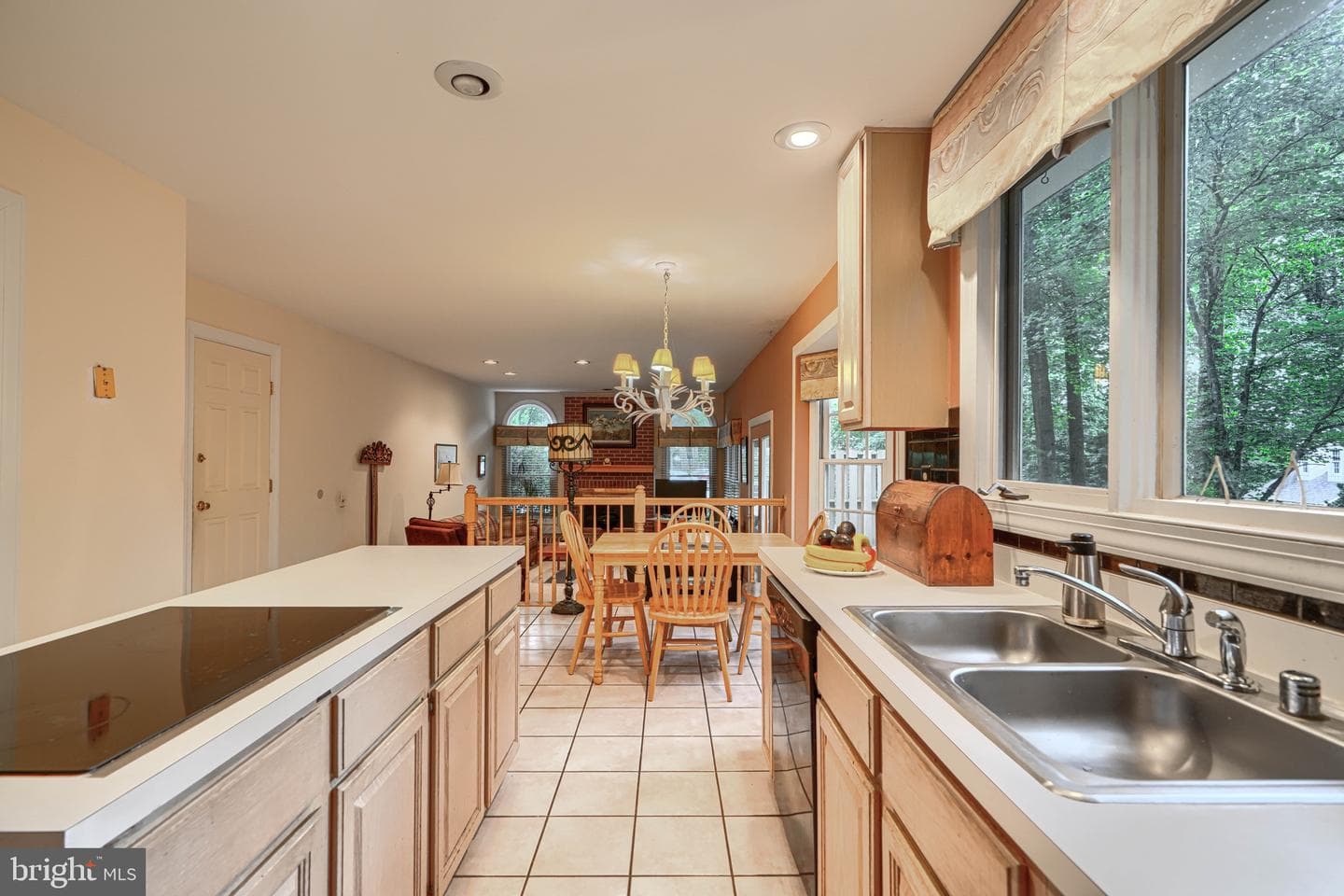 12101 Faulkner Drive photo 8